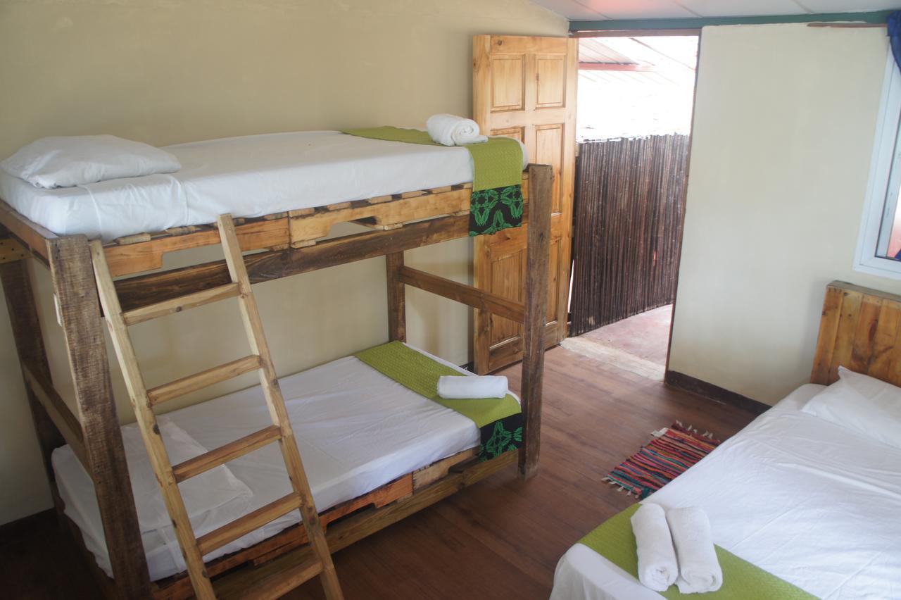 Cebaco Sunrise Lodge Isla Cebaco エクステリア 写真