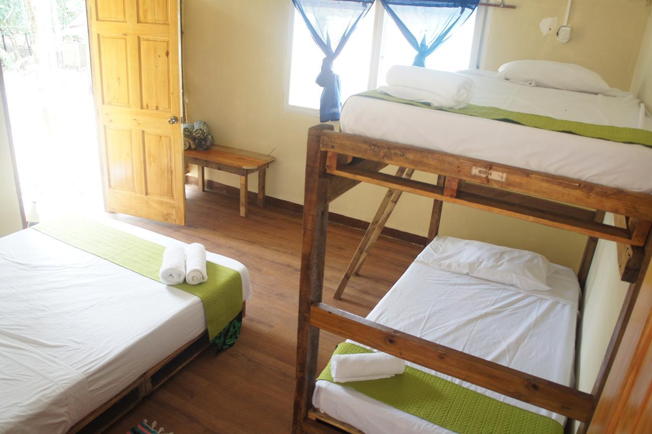 Cebaco Sunrise Lodge Isla Cebaco エクステリア 写真