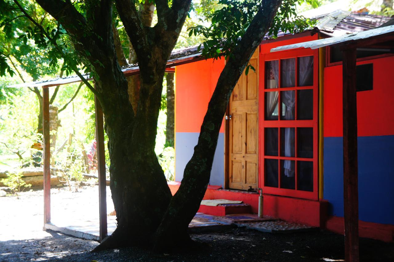 Cebaco Sunrise Lodge Isla Cebaco エクステリア 写真