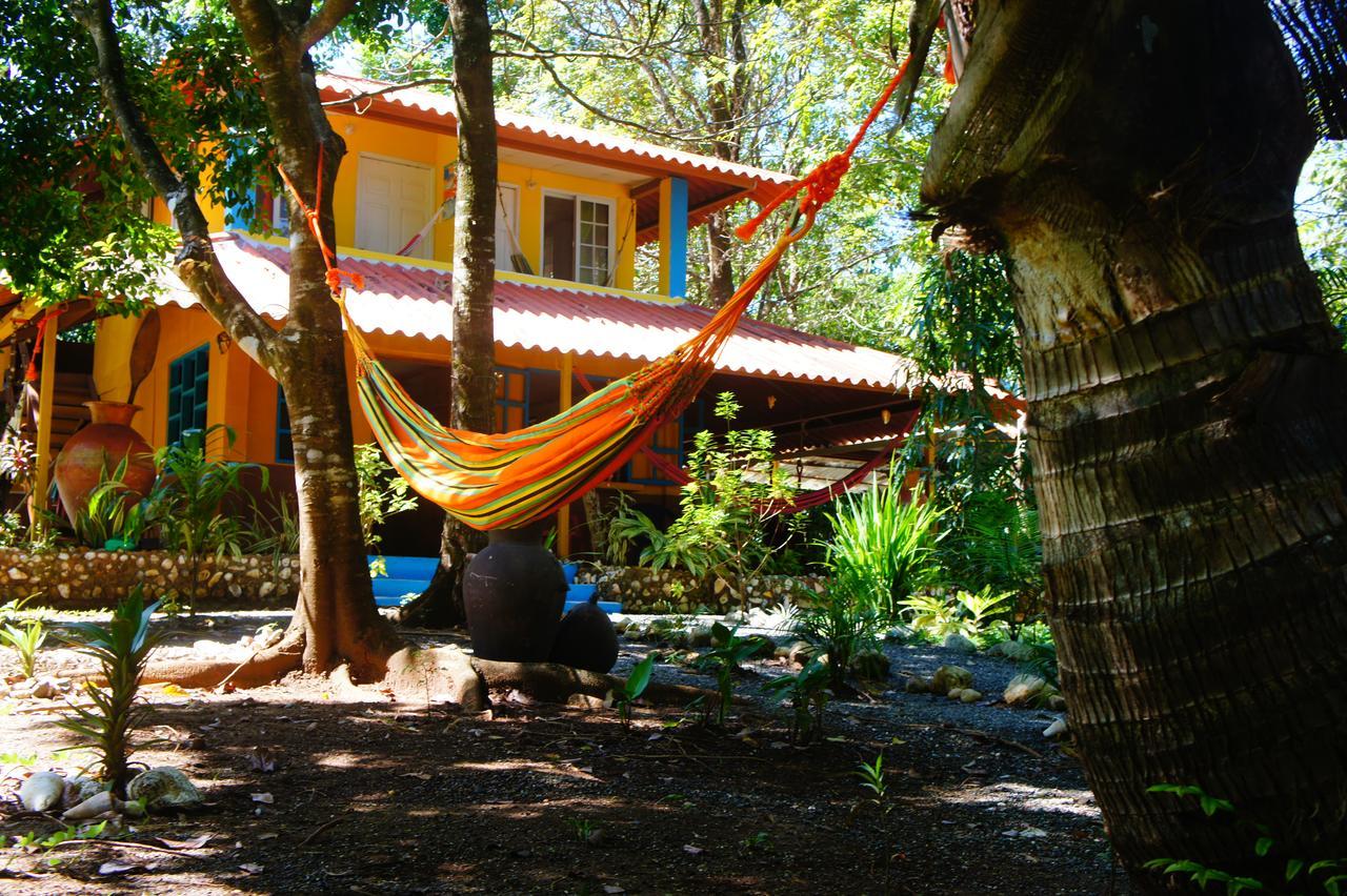 Cebaco Sunrise Lodge Isla Cebaco エクステリア 写真